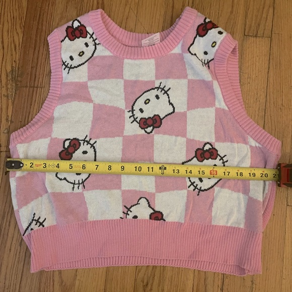 Hello Kitty Sweater Vest - Picture 2 of 7